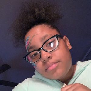 Meet your Posher, Amiya